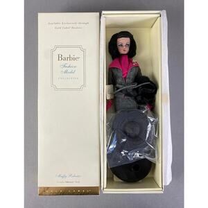 Muffy Roberts SILKSTONE Barbie Doll GOLD label exclusive - FREE SHIPPING
